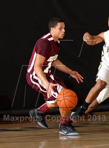 Thumbnail 3 in Laguna Hills vs. Bellflower (Charlie Wilkins Memorial Tournament) photogallery.