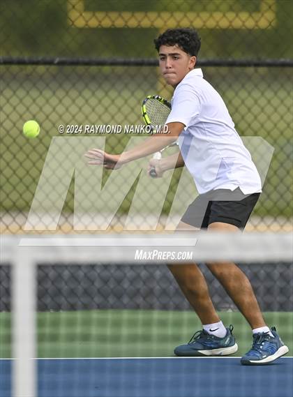 Thumbnail 3 in Lake Central vs Muncie Burris (Delta Invitational)  photogallery.