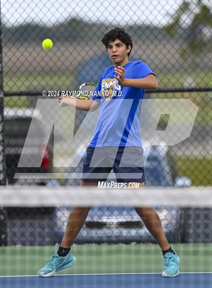 Thumbnail 3 in Lake Central vs Muncie Burris (Delta Invitational)  photogallery.