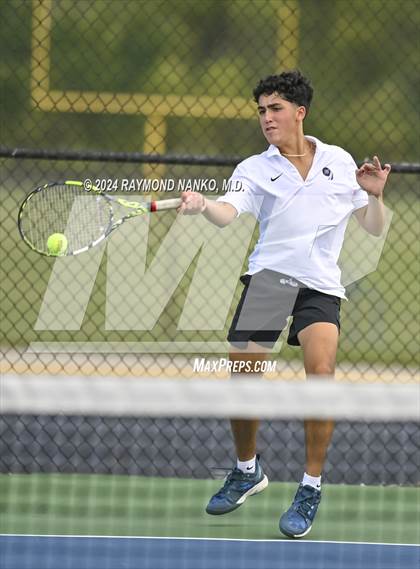 Thumbnail 1 in Lake Central vs Muncie Burris (Delta Invitational)  photogallery.