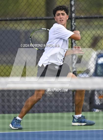 Thumbnail 2 in Lake Central vs Muncie Burris (Delta Invitational)  photogallery.