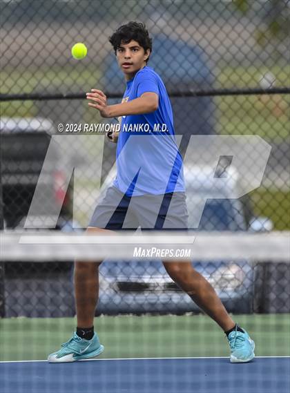 Thumbnail 2 in Lake Central vs Muncie Burris (Delta Invitational)  photogallery.