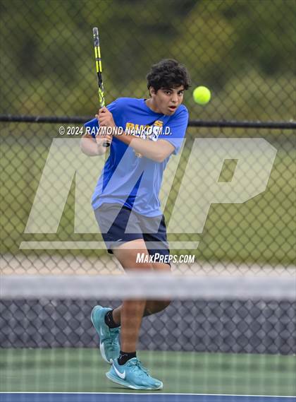 Thumbnail 1 in Lake Central vs Muncie Burris (Delta Invitational)  photogallery.
