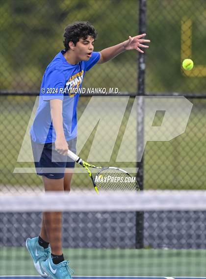 Thumbnail 3 in Lake Central vs Muncie Burris (Delta Invitational)  photogallery.