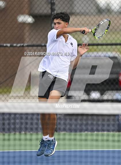 Thumbnail 3 in Lake Central vs Muncie Burris (Delta Invitational)  photogallery.