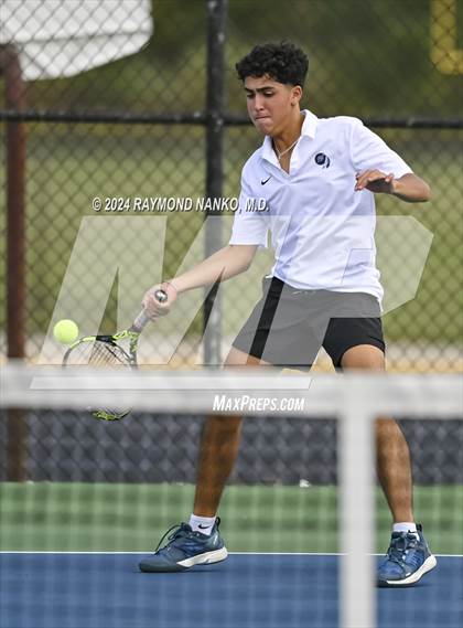 Thumbnail 2 in Lake Central vs Muncie Burris (Delta Invitational)  photogallery.