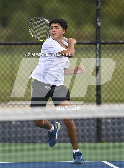 Thumbnail 3 in Lake Central vs Muncie Burris (Delta Invitational)  photogallery.