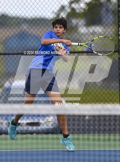 Thumbnail 2 in Lake Central vs Muncie Burris (Delta Invitational)  photogallery.