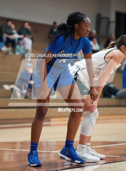 Thumbnail 2 in Canton vs. Episcopal (Aggieland Invitational) photogallery.