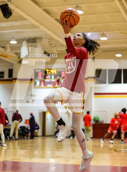 Thumbnail 3 in Seventy-First @ Douglas Byrd photogallery.