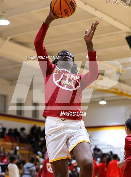 Thumbnail 1 in Seventy-First @ Douglas Byrd photogallery.