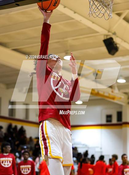 Thumbnail 1 in Seventy-First @ Douglas Byrd photogallery.