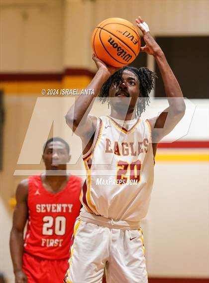 Thumbnail 2 in Seventy-First @ Douglas Byrd photogallery.