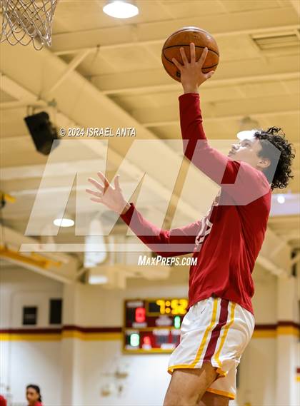 Thumbnail 1 in Seventy-First @ Douglas Byrd photogallery.