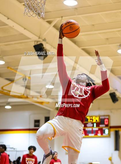 Thumbnail 1 in Seventy-First @ Douglas Byrd photogallery.