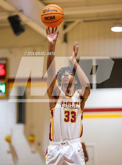Thumbnail 1 in Seventy-First @ Douglas Byrd photogallery.