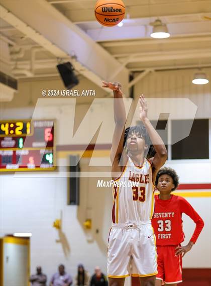 Thumbnail 3 in Seventy-First @ Douglas Byrd photogallery.
