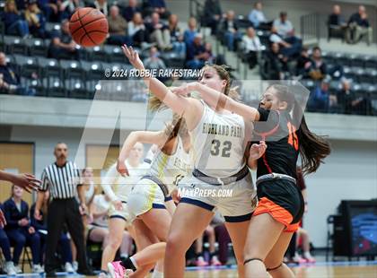 Thumbnail 1 in Highland Park vs. Haltom (UIL 6A Bi-District Playoff) photogallery.