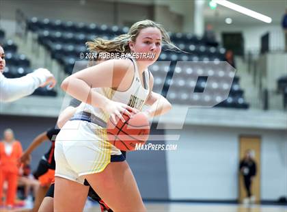 Thumbnail 1 in Highland Park vs. Haltom (UIL 6A Bi-District Playoff) photogallery.