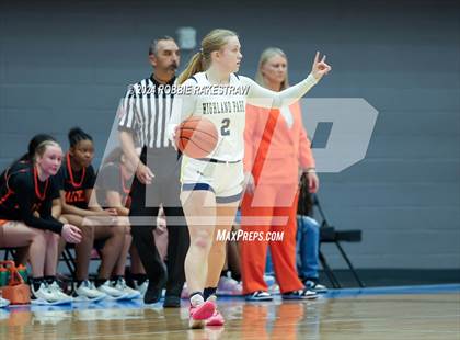 Thumbnail 3 in Highland Park vs. Haltom (UIL 6A Bi-District Playoff) photogallery.