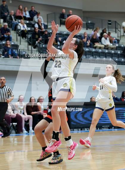 Thumbnail 1 in Highland Park vs. Haltom (UIL 6A Bi-District Playoff) photogallery.