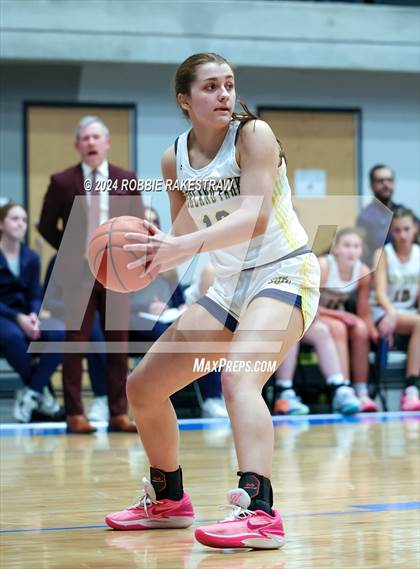 Thumbnail 3 in Highland Park vs. Haltom (UIL 6A Bi-District Playoff) photogallery.