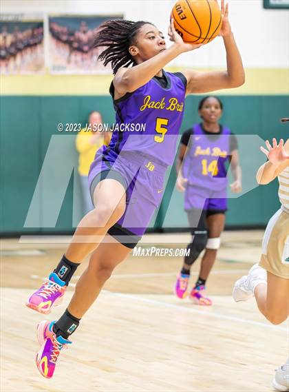 Thumbnail 2 in Jack Britt @ Pinecrest photogallery.