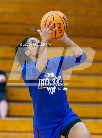 Thumbnail 3 in Jack Britt @ Pinecrest photogallery.