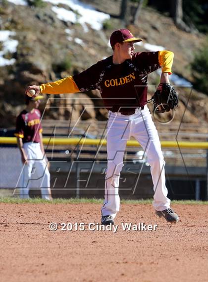 Thumbnail 3 in Conifer vs. Golden photogallery.