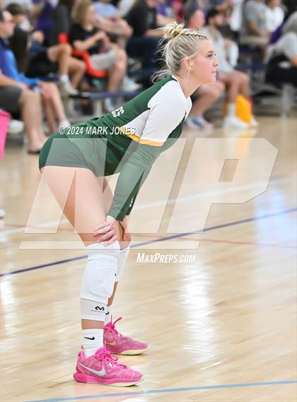 Thumbnail 3 in Sunrise Mountain vs. Horizon (Nike TOC Southwest) photogallery.