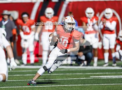 Thumbnail 1 in Timpview vs. Olympus (UHSAA 5A Semifinal) photogallery.