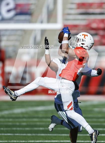 Thumbnail 2 in Timpview vs. Olympus (UHSAA 5A Semifinal) photogallery.