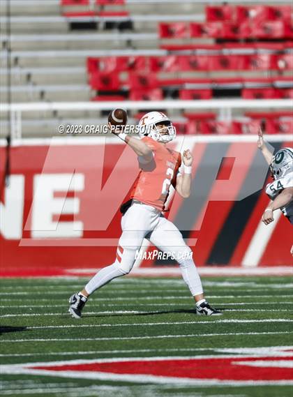 Thumbnail 3 in Timpview vs. Olympus (UHSAA 5A Semifinal) photogallery.