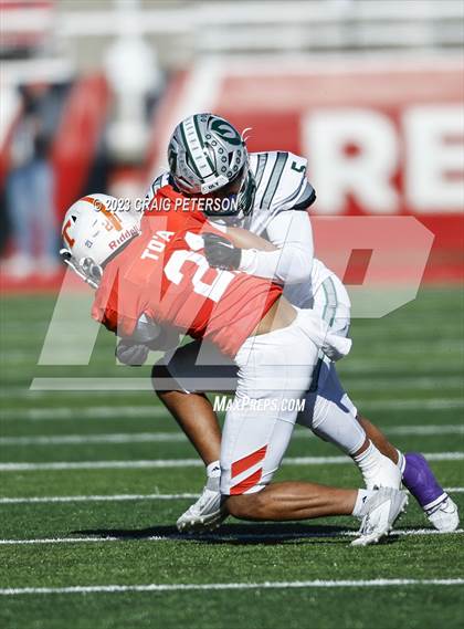 Thumbnail 1 in Timpview vs. Olympus (UHSAA 5A Semifinal) photogallery.