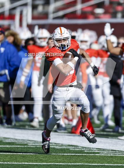Thumbnail 1 in Timpview vs. Olympus (UHSAA 5A Semifinal) photogallery.