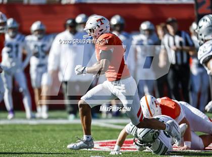 Thumbnail 2 in Timpview vs. Olympus (UHSAA 5A Semifinal) photogallery.