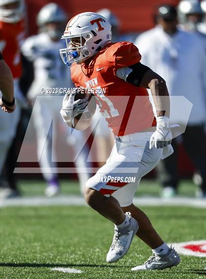 Thumbnail 3 in Timpview vs. Olympus (UHSAA 5A Semifinal) photogallery.