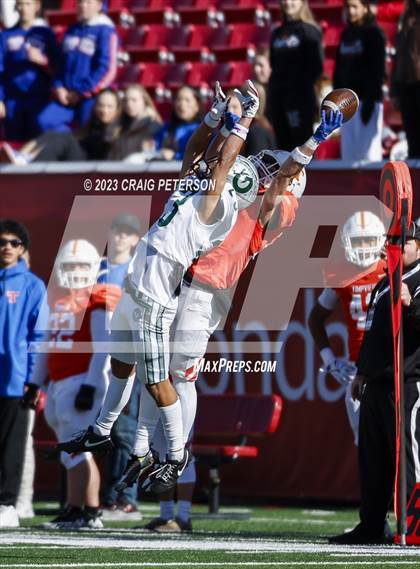 Thumbnail 3 in Timpview vs. Olympus (UHSAA 5A Semifinal) photogallery.