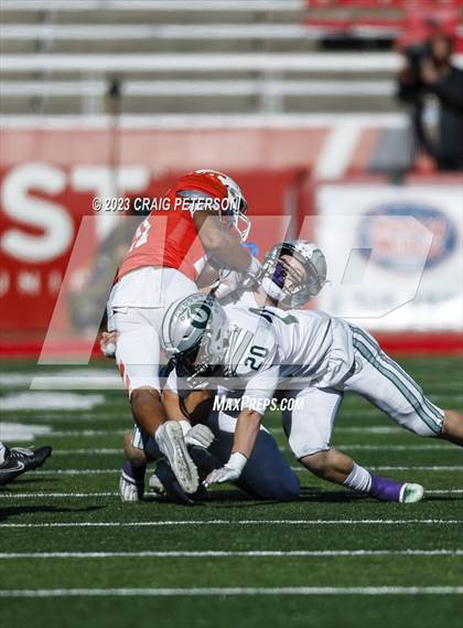 Thumbnail 1 in Timpview vs. Olympus (UHSAA 5A Semifinal) photogallery.