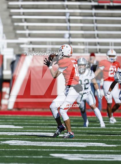 Thumbnail 1 in Timpview vs. Olympus (UHSAA 5A Semifinal) photogallery.