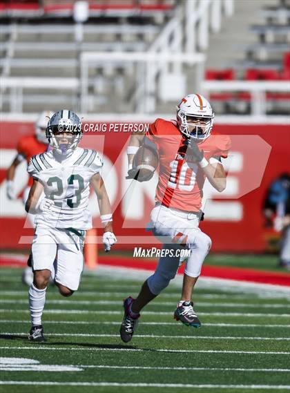 Thumbnail 2 in Timpview vs. Olympus (UHSAA 5A Semifinal) photogallery.