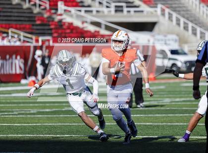 Thumbnail 1 in Timpview vs. Olympus (UHSAA 5A Semifinal) photogallery.