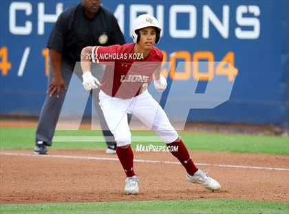 Thumbnail 1 in Oaks Christian vs. La Quinta (CIF SS D3 Finals) photogallery.