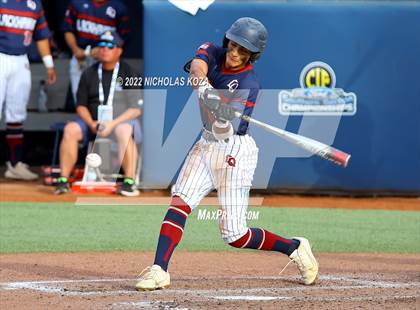 Thumbnail 3 in Oaks Christian vs. La Quinta (CIF SS D3 Finals) photogallery.