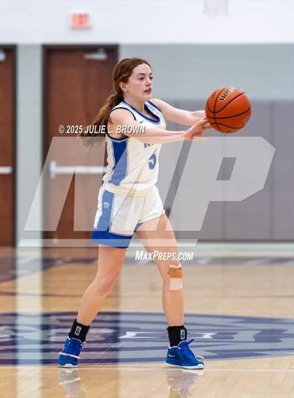 Thumbnail 3 in Plainfield @ Hamilton Southeastern photogallery.
