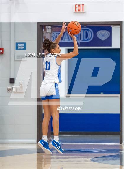 Thumbnail 2 in Plainfield @ Hamilton Southeastern photogallery.