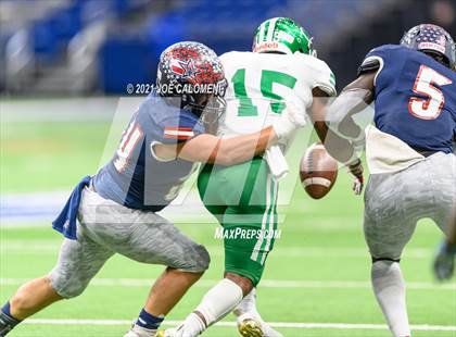 Thumbnail 2 in Wimberley vs Cuero UIL 4A D2 Regional Playoff photogallery.