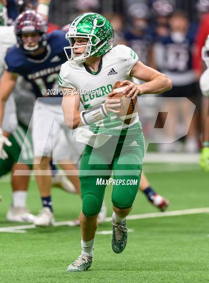Thumbnail 3 in Wimberley vs Cuero UIL 4A D2 Regional Playoff photogallery.
