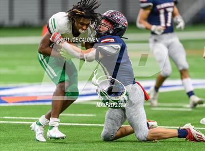 Thumbnail 2 in Wimberley vs Cuero UIL 4A D2 Regional Playoff photogallery.