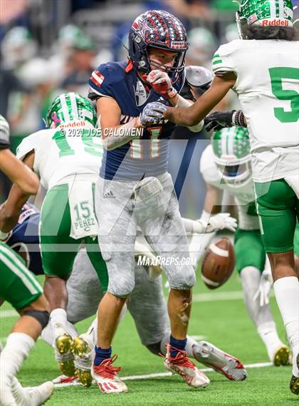 Thumbnail 1 in Wimberley vs Cuero UIL 4A D2 Regional Playoff photogallery.